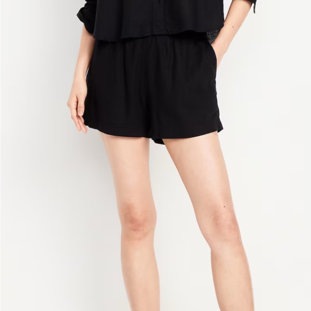Women's Black Linen Shorts